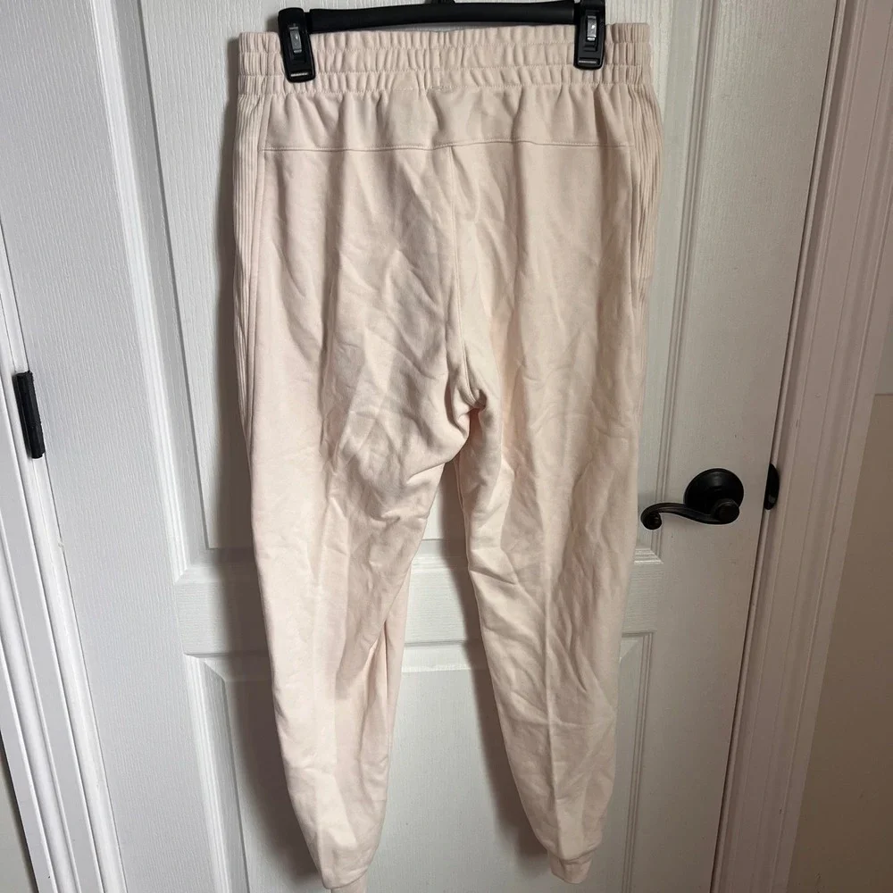 Adidas Men's Medium Wonder White Ribbed Jogger‎ Pants Sportswear Casual Comfort